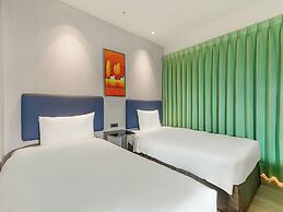 CHECK inn Taipei Xinyi