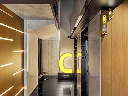 CHECK inn Taipei Xinyi
