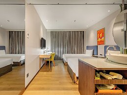 CHECK inn Taipei Xinyi