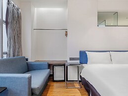 CHECK inn Taipei Xinyi