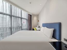 CHECK inn Taipei Xinyi