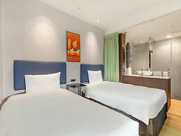 CHECK inn Taipei Xinyi