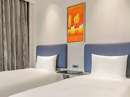 CHECK inn Taipei Xinyi