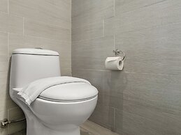 CHECK inn Taipei Xinyi