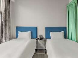 CHECK inn Taipei Xinyi