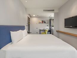 CHECK inn Taipei Xinyi