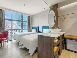 CHECK inn Taipei Xinyi