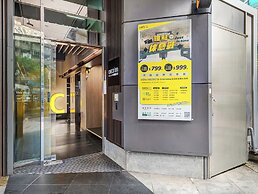 CHECK inn Taipei Xinyi