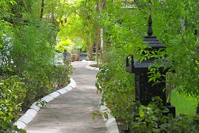 Thazin Garden Hotel