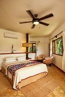 Hotel Villa Maya
