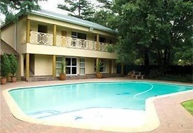 Three Rivers Lodge
