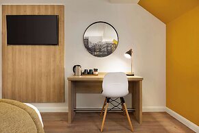 Super 8 by Wyndham Chester East