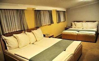 Hotel Snjezna Kuca
