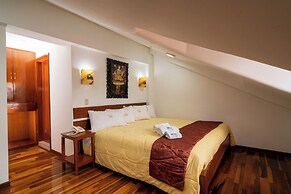 Hotel Kenamari
