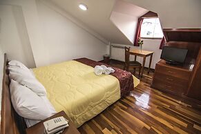 Hotel Kenamari
