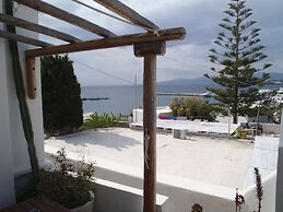 Studios and Suites Rania