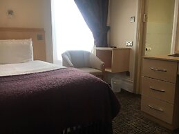 Balmoral Hotel