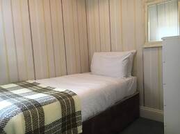 Balmoral Hotel