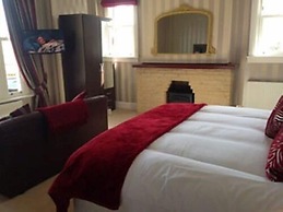 Balmoral Hotel