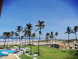 Las Villas Hotel & Golf by Estrella del Mar