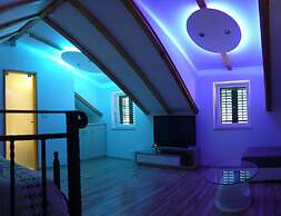 House Sandra