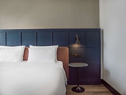 Radisson Blu Waterfront Hotel