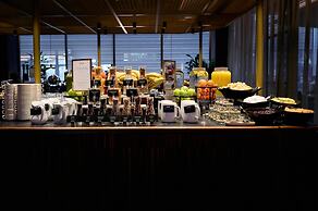 Radisson Blu Waterfront Hotel