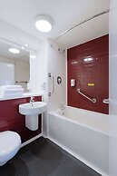 Travelodge Edinburgh Central Waterloo Place