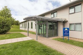 Days Inn by Wyndham Winchester M3