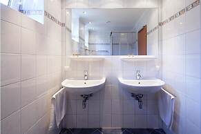 Euro Youth Hotel & Krone