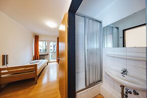 DJH Jugendherberge Augsburg - Hostel