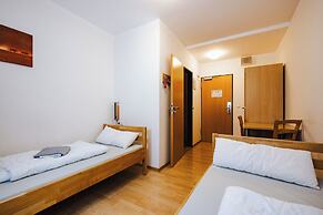 DJH Jugendherberge Augsburg - Hostel