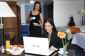 Hotel Ciros
