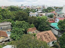 Canary Hotel Hue