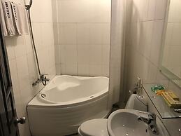 Canary Hotel Hue