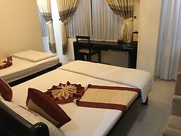 Canary Hotel Hue