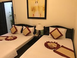 Canary Hotel Hue