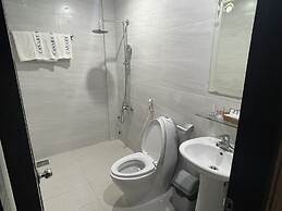 Canary Hotel Hue