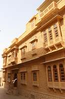 The Elite Castle