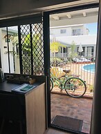 Blue Heron Motel