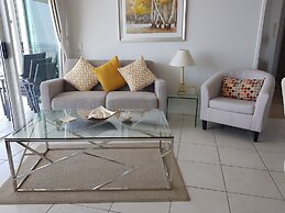 Crystal Bay on the Broadwater