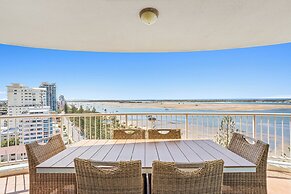 Crystal Bay on the Broadwater