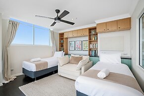 Crystal Bay on the Broadwater