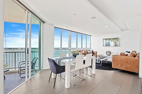 Crystal Bay on the Broadwater