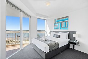 Crystal Bay on the Broadwater