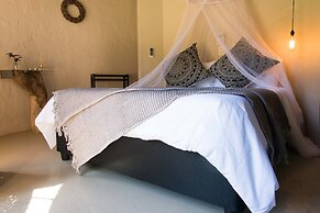 Addo African Home