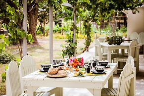 Addo African Home