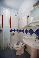 Romantica Hotel Apartments