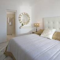 Gold Suites