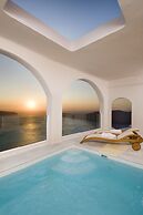 Gold Suites
